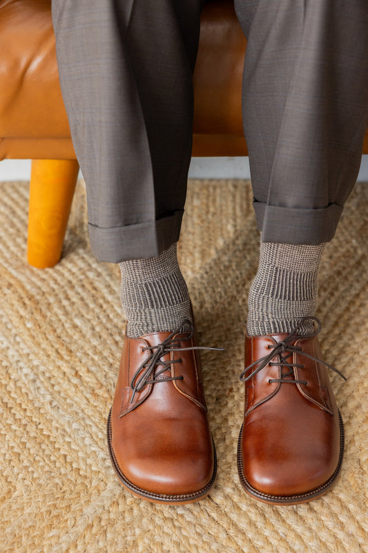 What Are Naturally Shaped Dress Shoes?